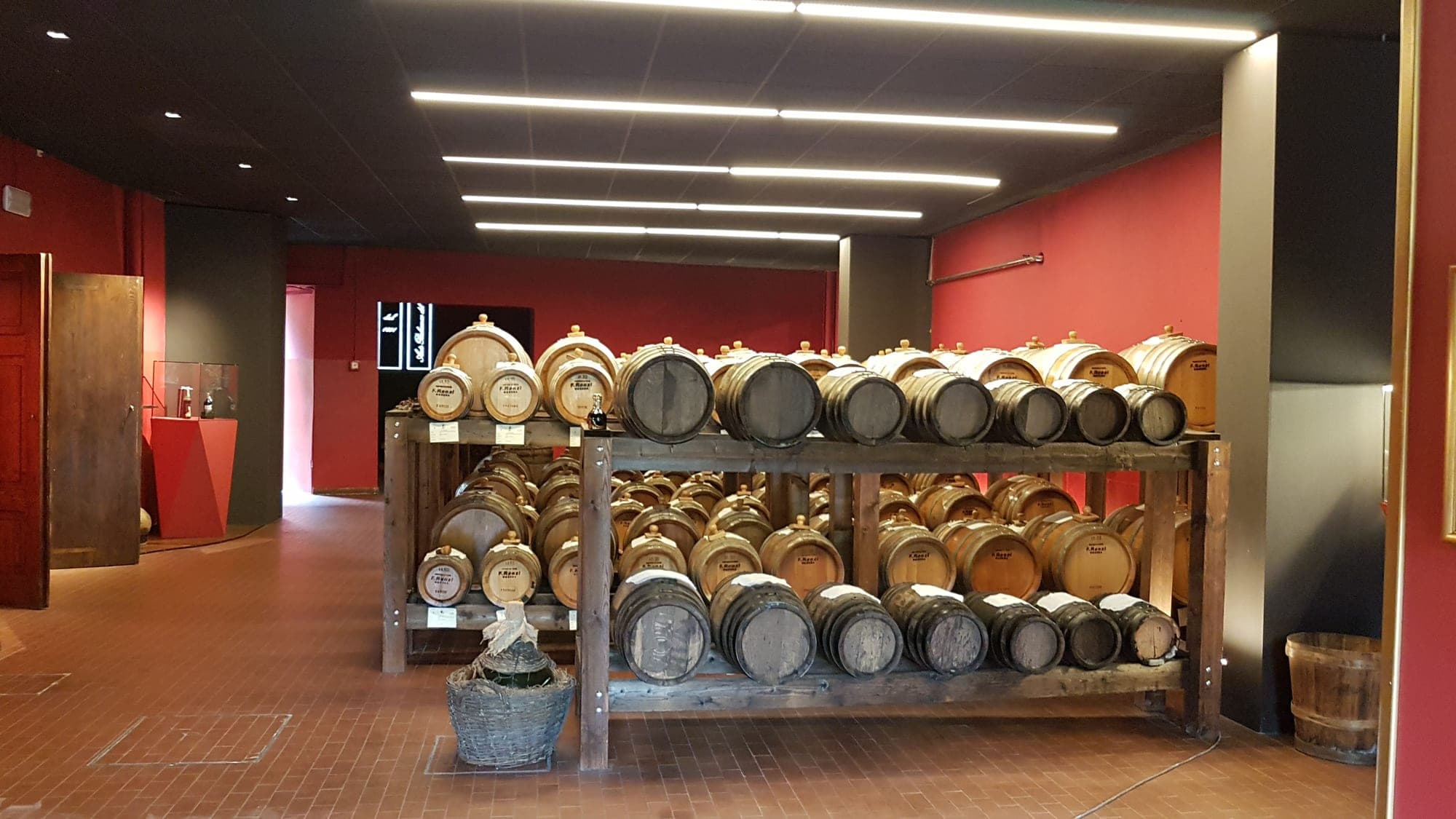 Arredamento su misura · Roxam